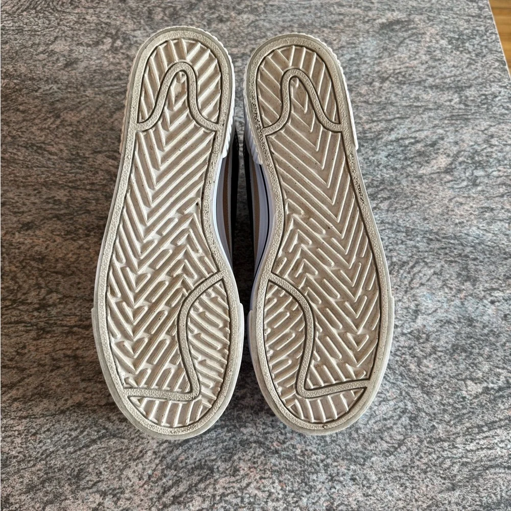 (Not for Sale sold on another platform) Nike Court Platform Sneakers | - Picture 8 of 8